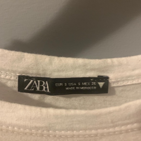 ZARA graphic tee - Picture 3 of 3